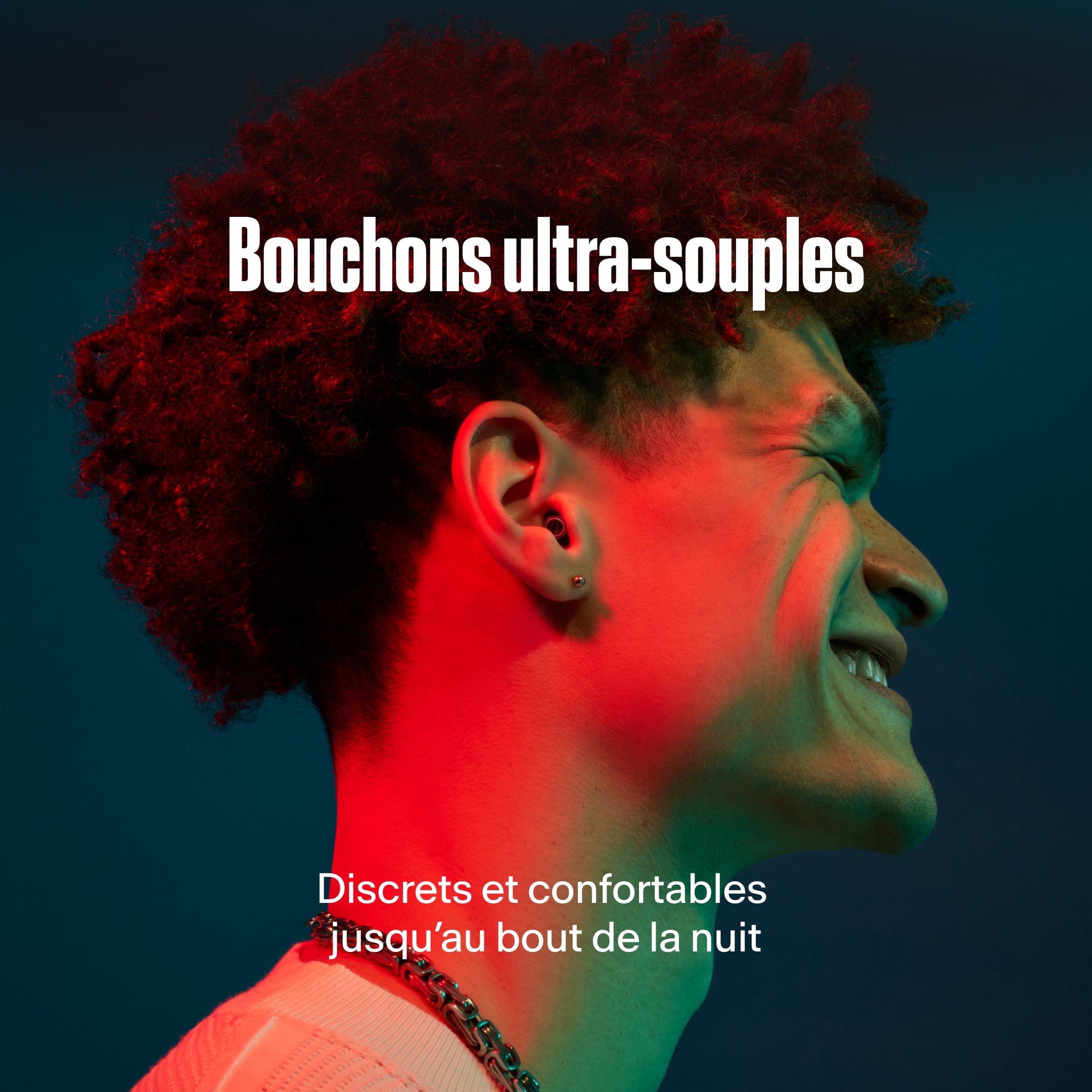 Homme portant un bouchon d&