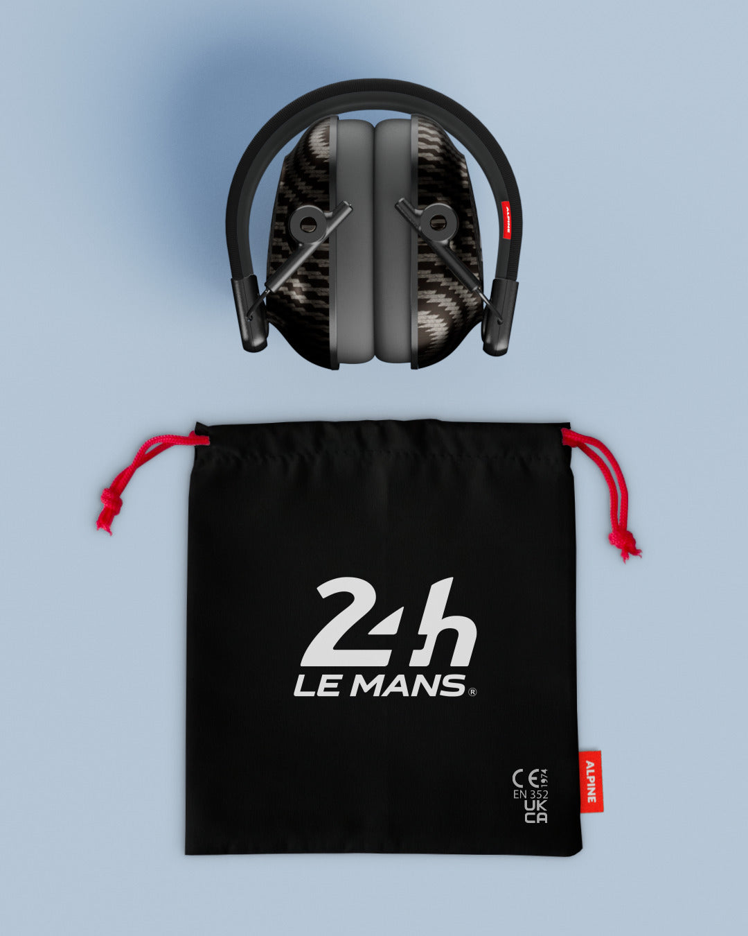 alpine oorkappje 24h le mans met draagtasch 
